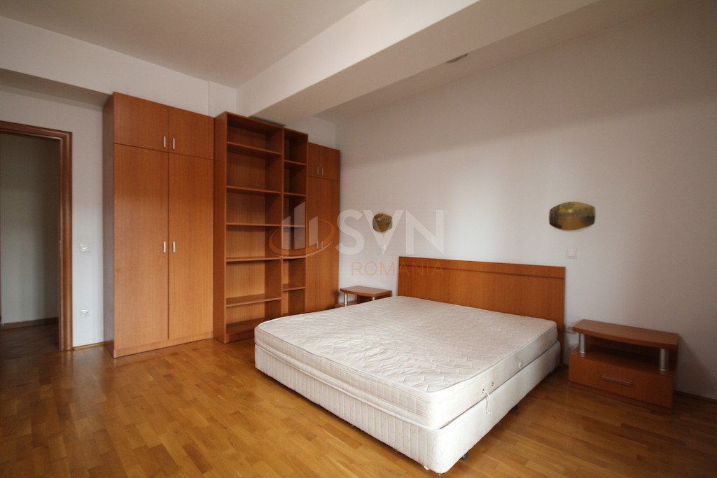 Apartament, 5 camere Bucuresti/Clucerului