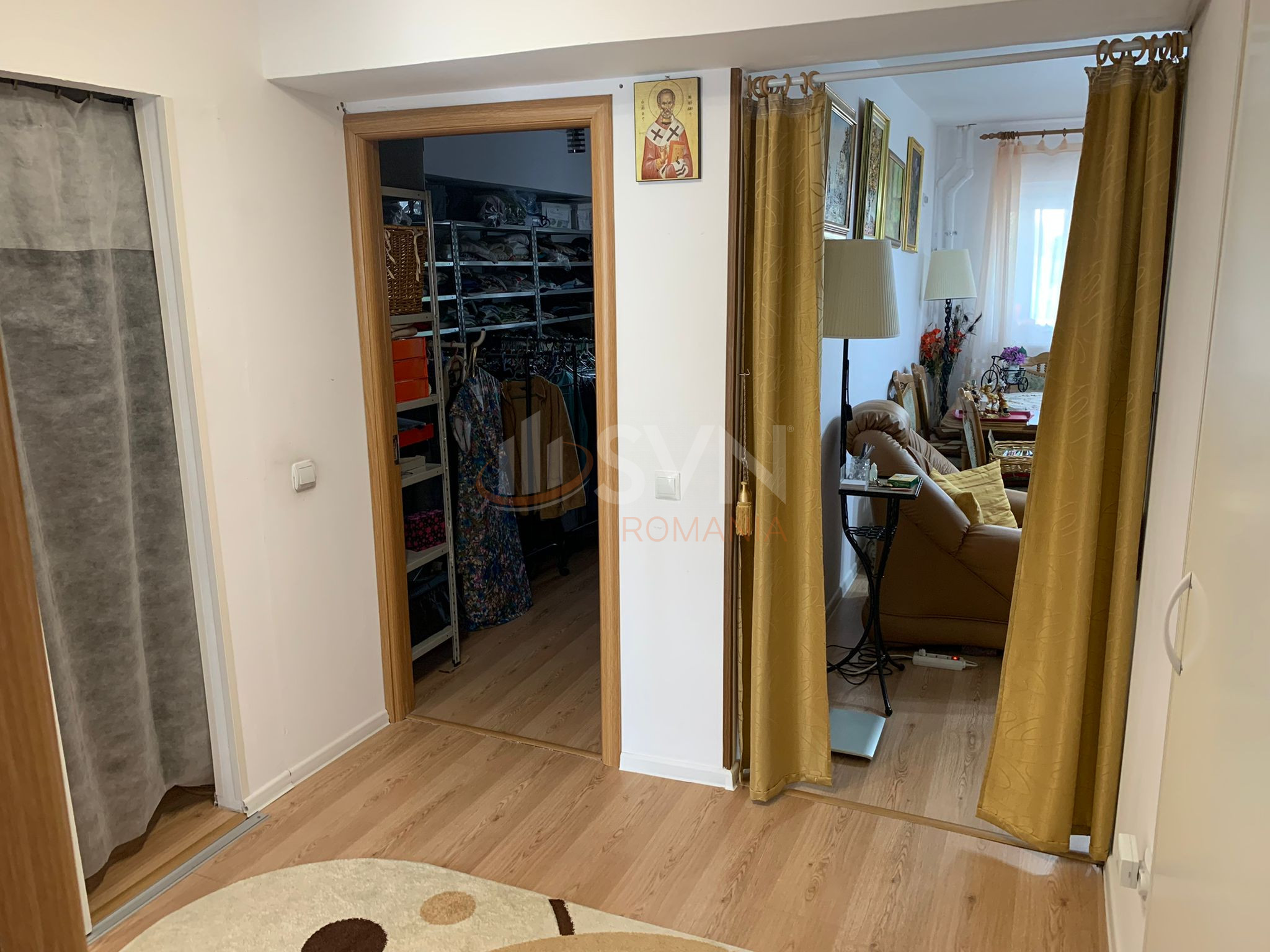 Apartament, 5 camere Bucuresti/Berceni