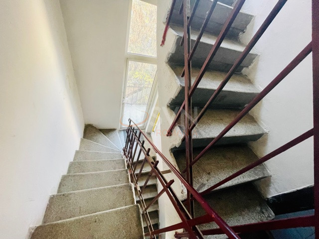 Apartament, 5 camere Bucuresti/Universitate (s1)