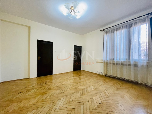 Apartament, 5 camere Bucuresti/Universitate (s1)