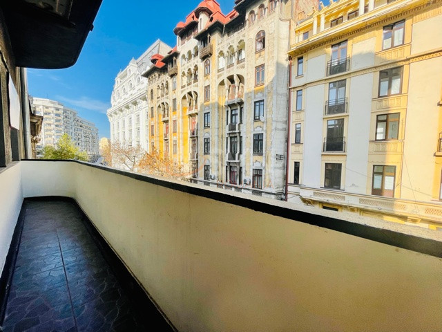 Apartament, 5 camere Bucuresti/Universitate (s1)
