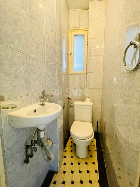 Apartament, 5 camere Bucuresti/Universitate (s1)