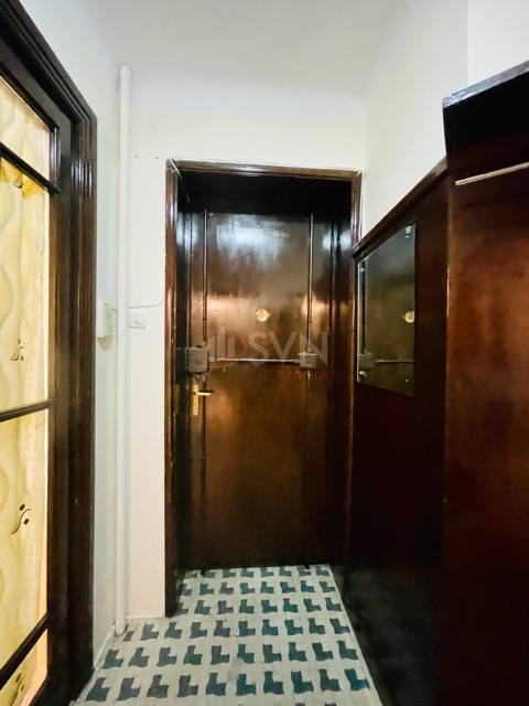 Apartament, 5 camere Bucuresti/Universitate (s1)