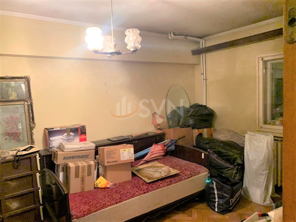 Apartament, 5 camere Bucuresti/Universitate (s1)