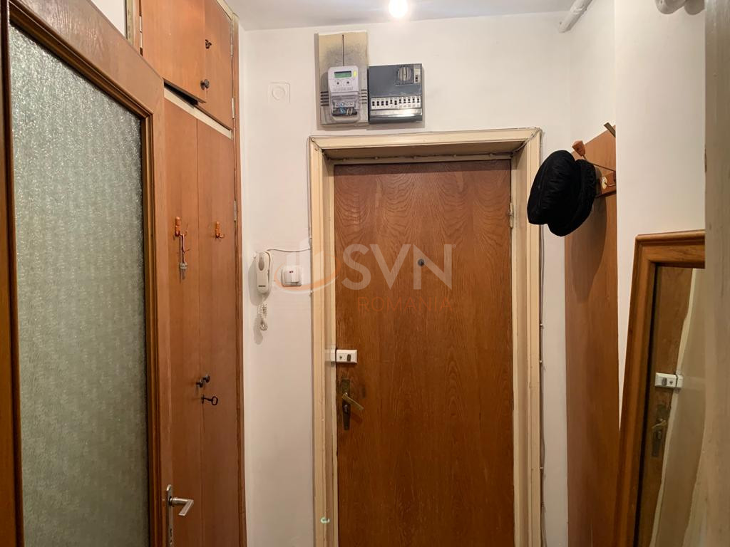 Apartament, 5 camere Bucuresti/Universitate (s1)