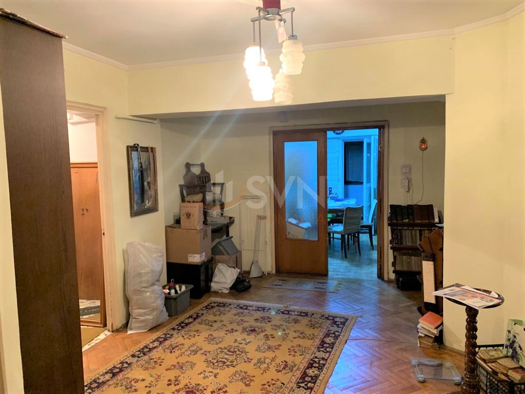 Apartament, 5 camere Bucuresti/Universitate (s1)