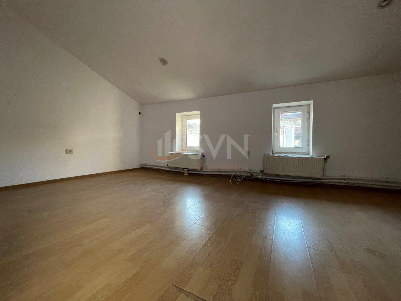Apartament, 5 camere Bucuresti/Eminescu