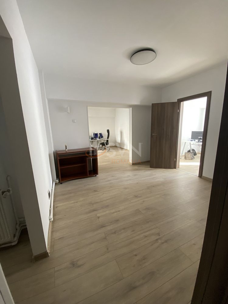 Apartament, 5 camere Bucuresti/Unirii (s4)