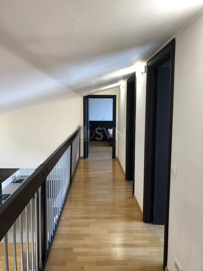 Apartament, 5 camere Bucuresti/Primaverii