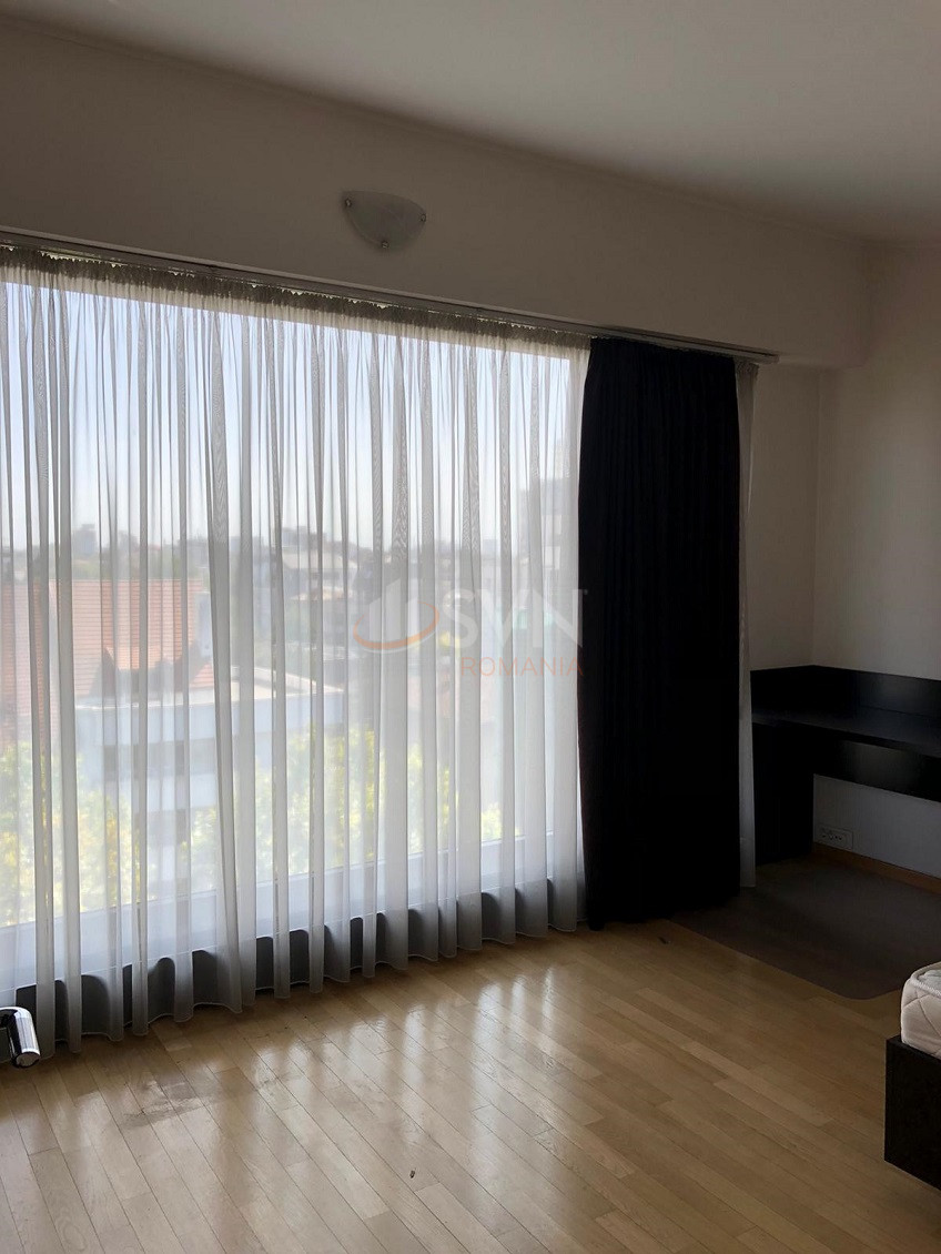 Apartament, 5 camere Bucuresti/Primaverii