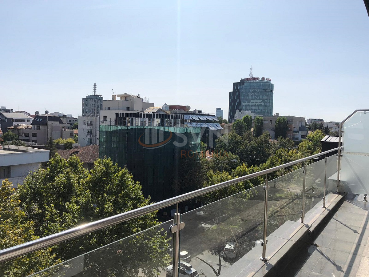 Apartament, 5 camere Bucuresti/Primaverii