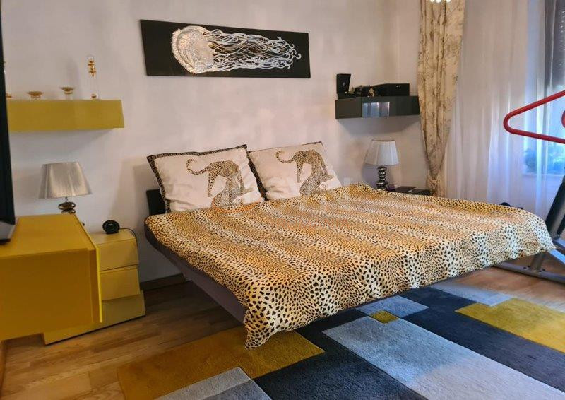 Apartament, 5 camere Bucuresti/Stefan Cel Mare