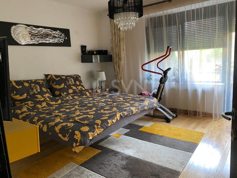 Apartament, 5 camere Bucuresti/Stefan Cel Mare