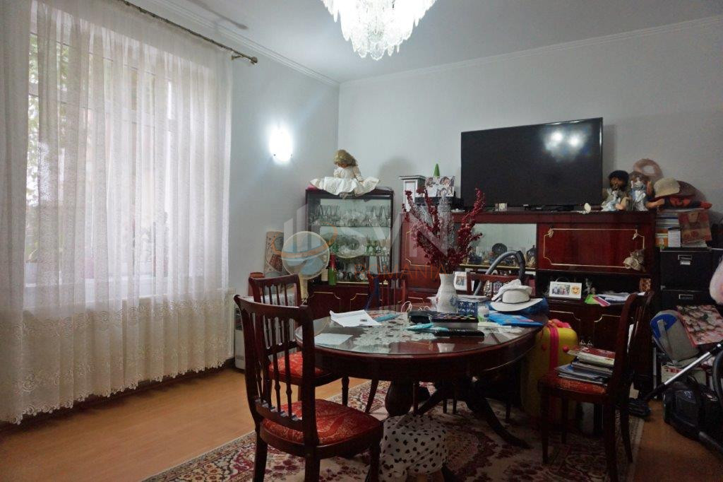 Apartament, 5 camere Bucuresti/Foisorul De Foc