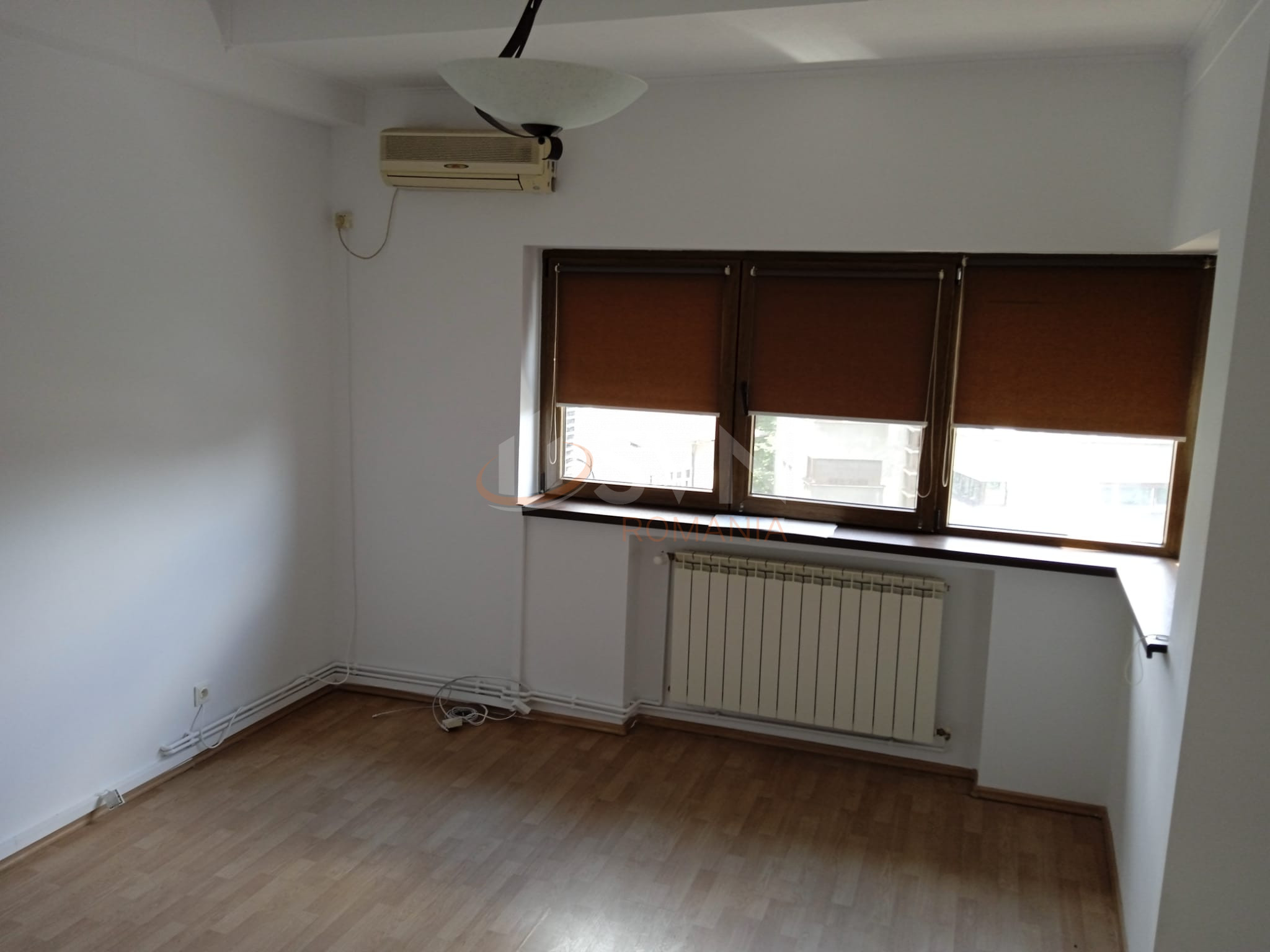 Apartament, 5 camere Bucuresti/Romana