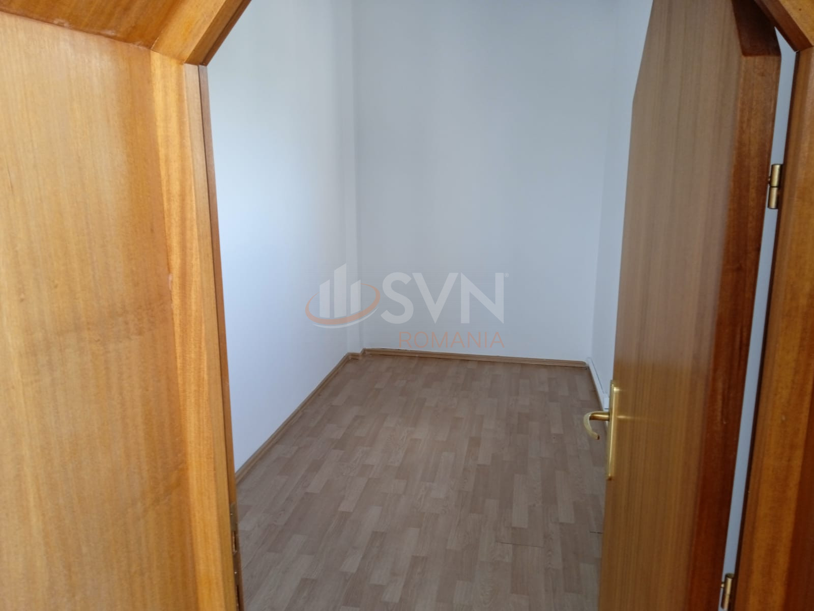 Apartament, 5 camere Bucuresti/Romana