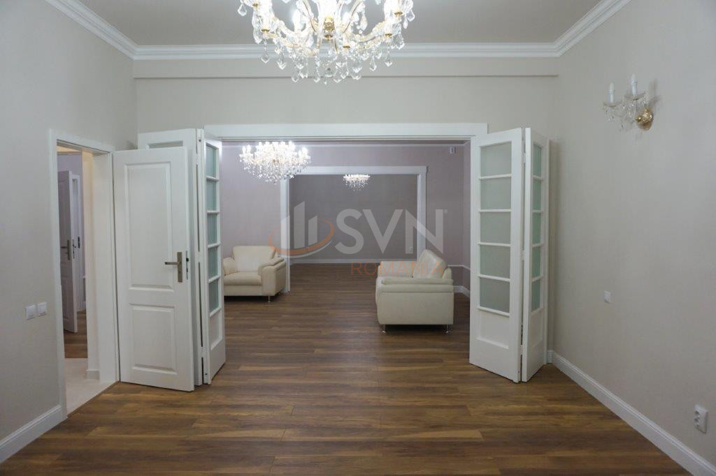 Apartament, 5 camere Bucuresti/Armeneasca