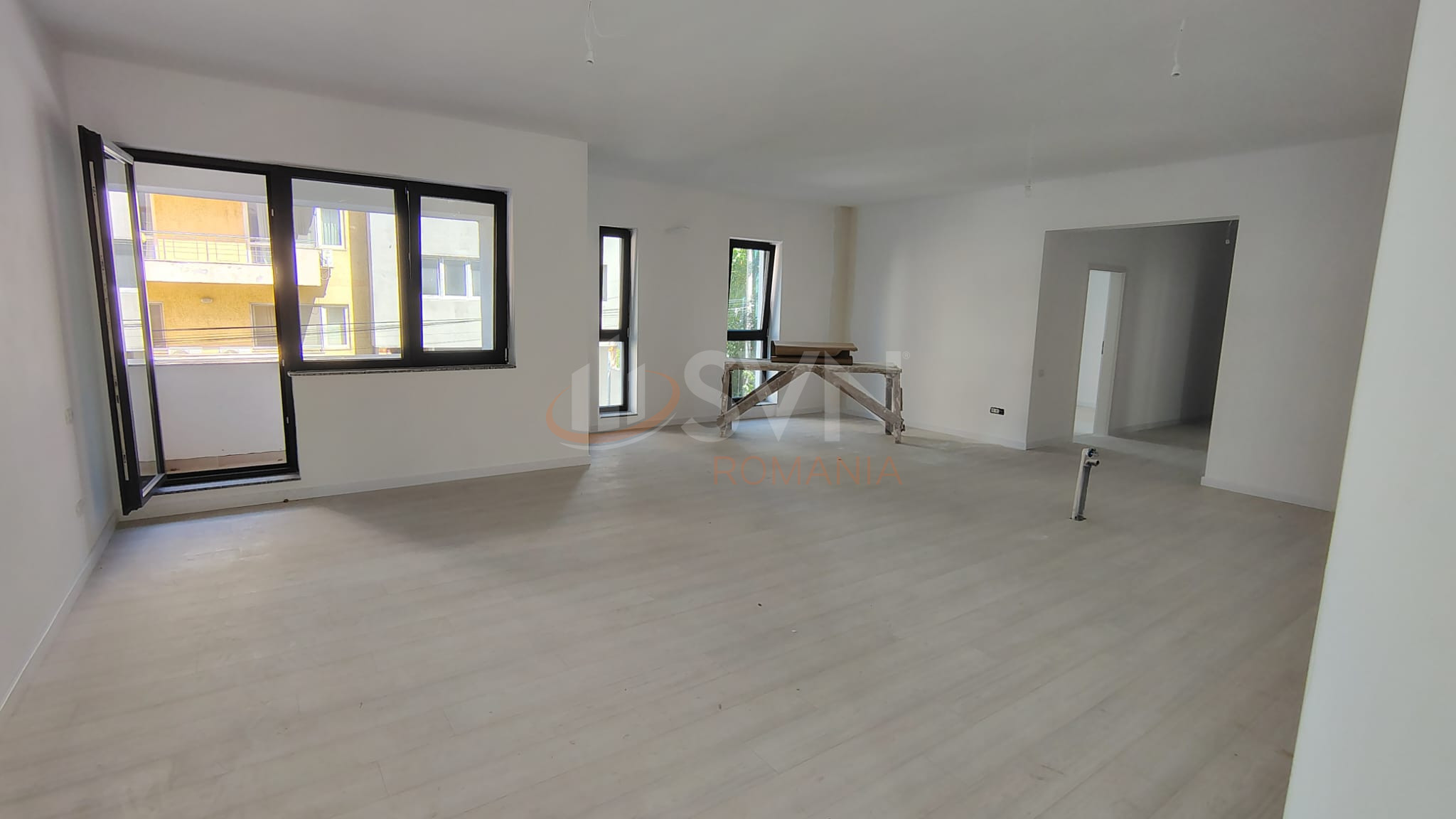 Apartament, 5 camere Bucuresti/Timpuri Noi