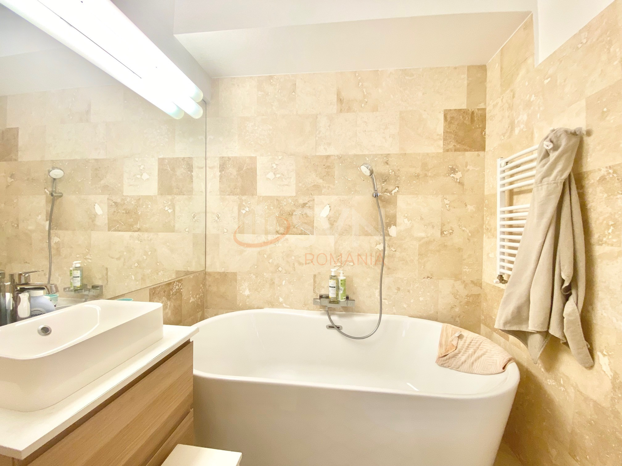 Apartament, 5 camere Bucuresti/Herastrau