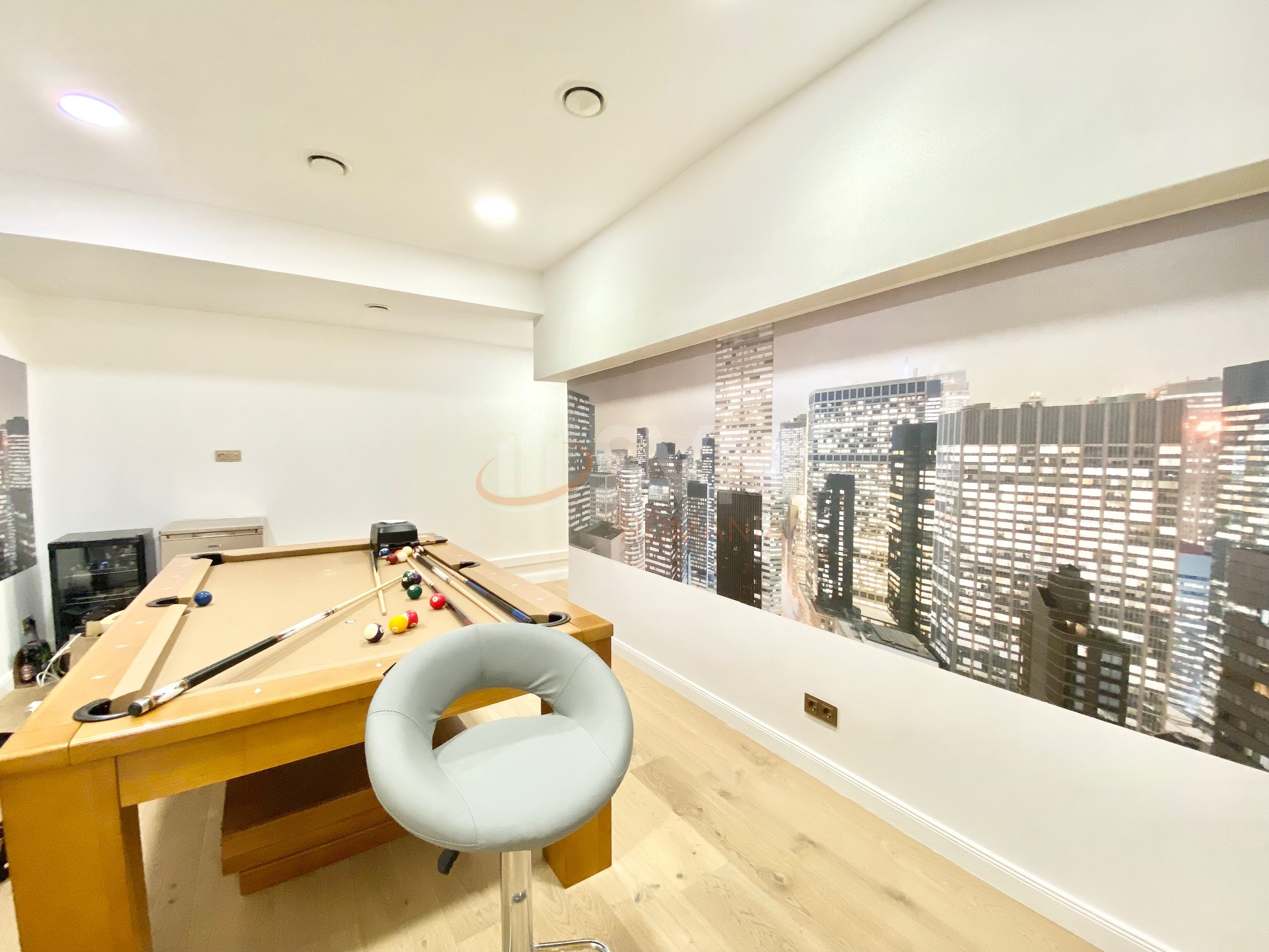 Apartament, 5 camere Bucuresti/Herastrau
