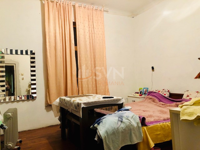 Apartament, 5 camere Bucuresti/Unirii (s4)