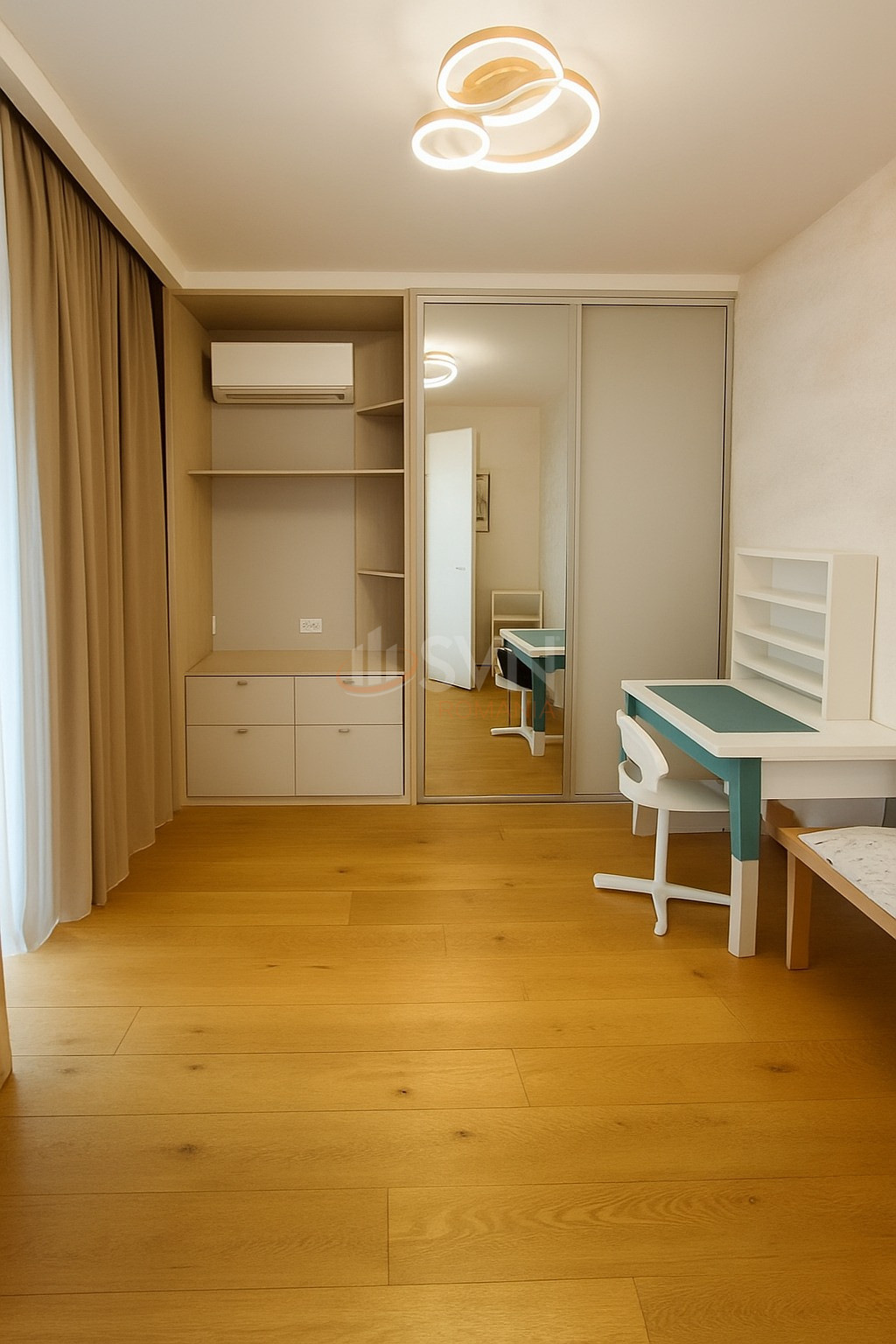 Apartament, 5 camere Bucuresti/Aviatiei