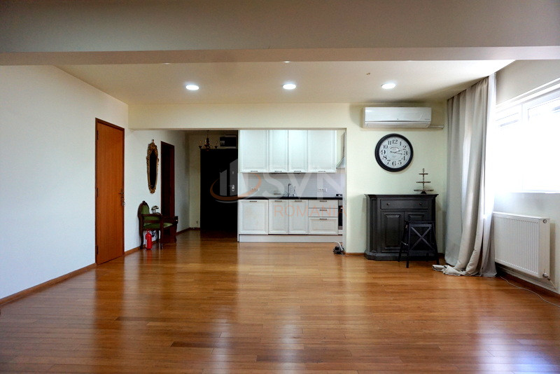 Apartament, 5 camere Bucuresti/Baneasa