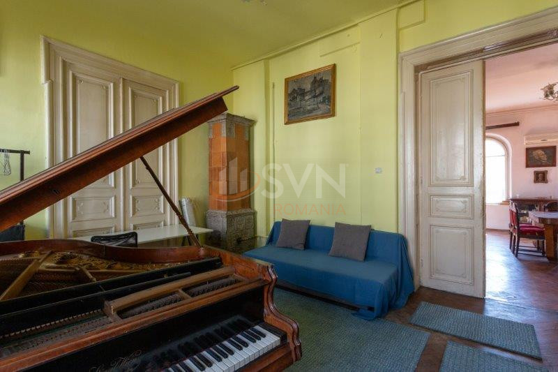 Apartament, 5 camere Bucuresti/Calea Victoriei