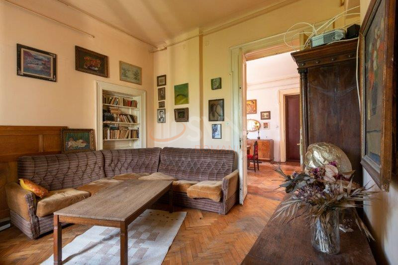 Apartament, 5 camere Bucuresti/Calea Victoriei