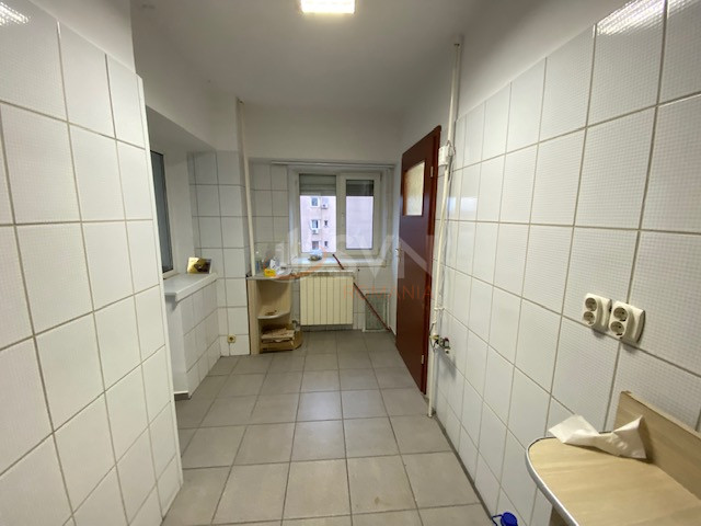 Apartament, 5 camere Bucuresti/Unirii (s3)