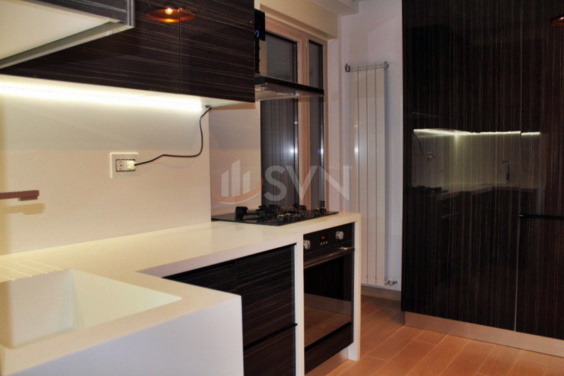 Apartament, 5 camere Bucuresti/Aviatorilor
