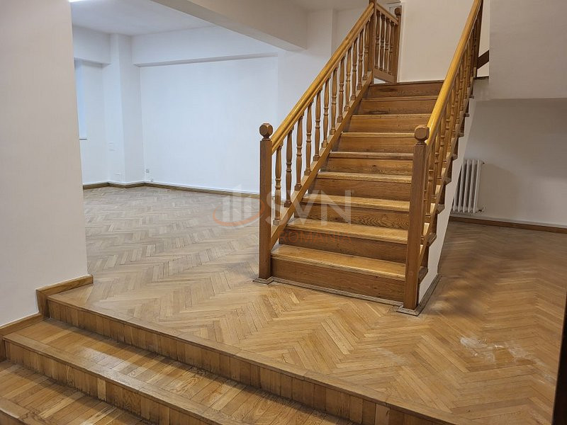 Apartament, 5 camere Bucuresti/Dorobanti