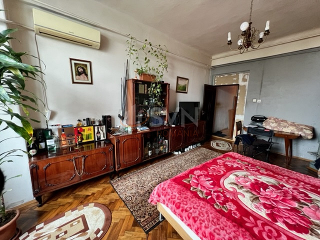 Apartament, 5 camere Bucuresti/Grivita