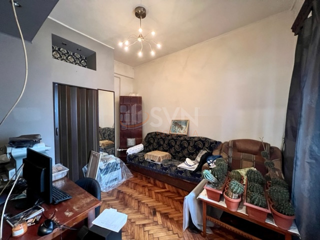 Apartament, 5 camere Bucuresti/Grivita