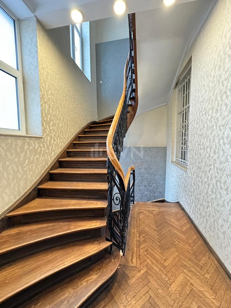 Apartament, 5 camere Bucuresti/Cismigiu