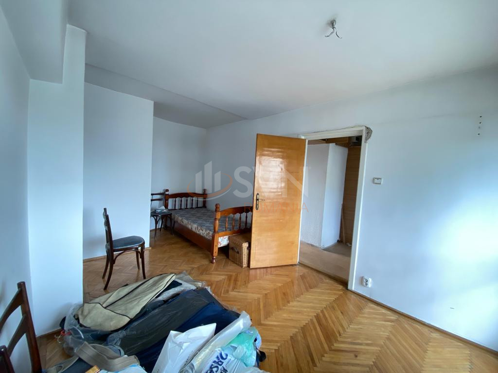 Apartament, 5 camere Bucuresti/Piata Unirii (s3)