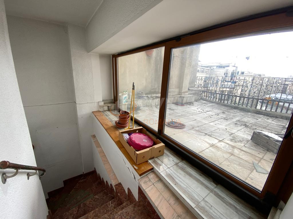 Apartament, 5 camere Bucuresti/Piata Unirii (s3)