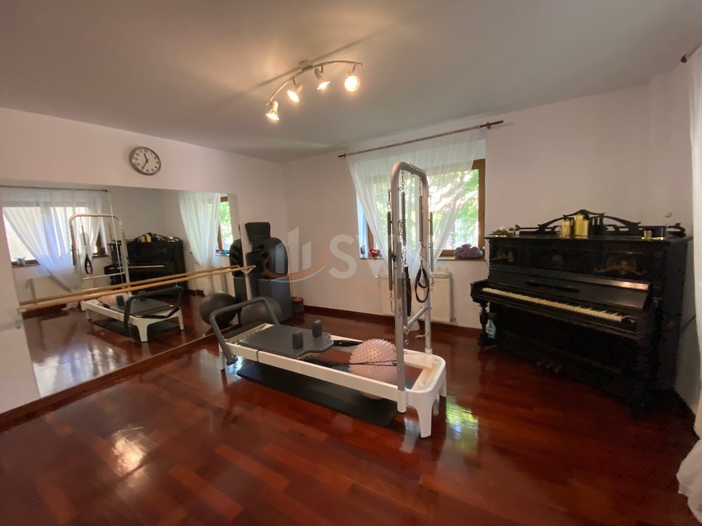 Apartament, 5 camere Bucuresti/Aviatorilor