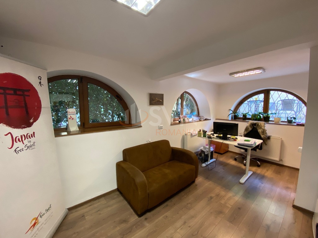 Apartament, 5 camere Bucuresti/Aviatorilor