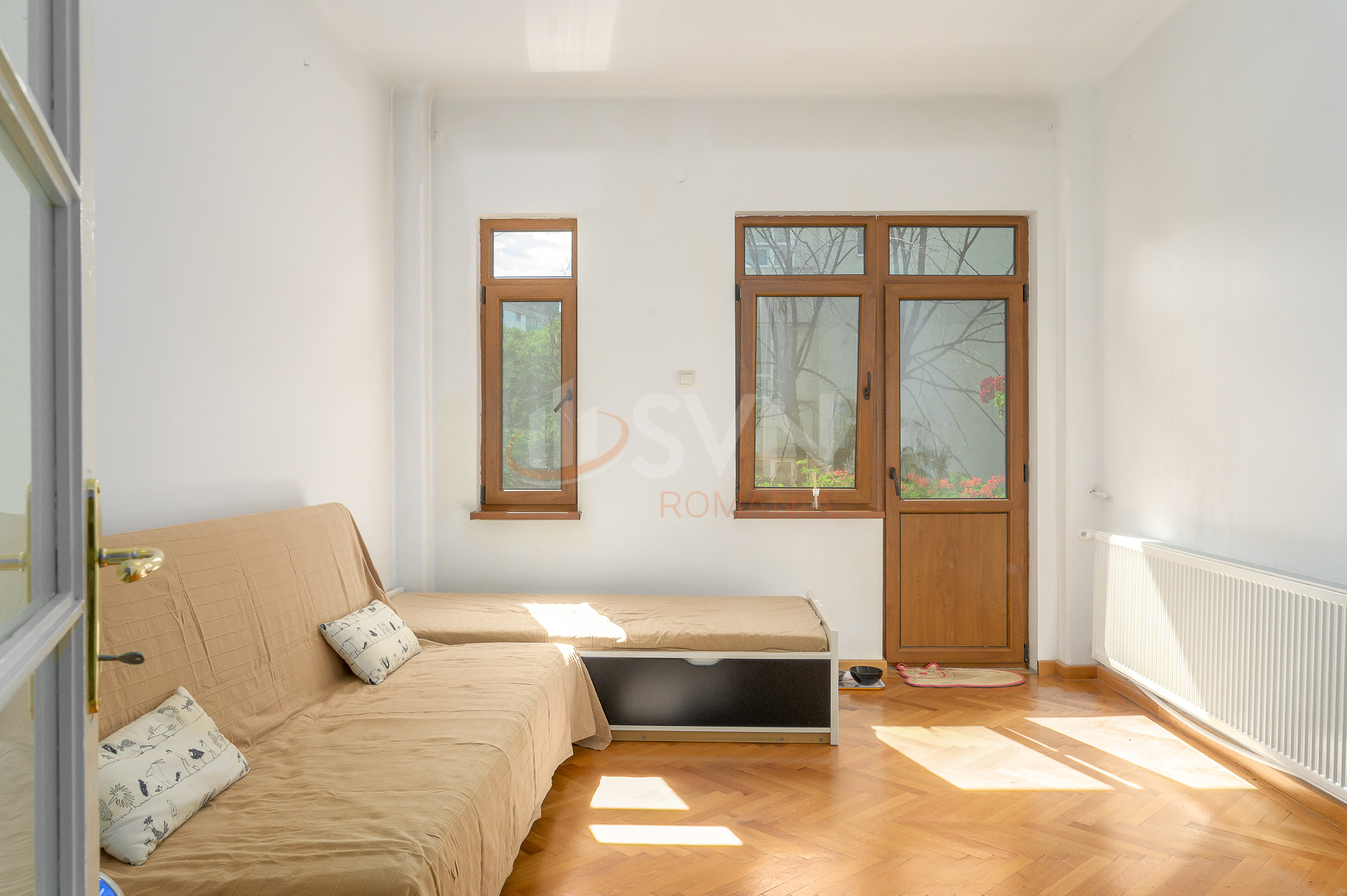 Apartament, 5 camere Bucuresti/Piata Unirii (s4)