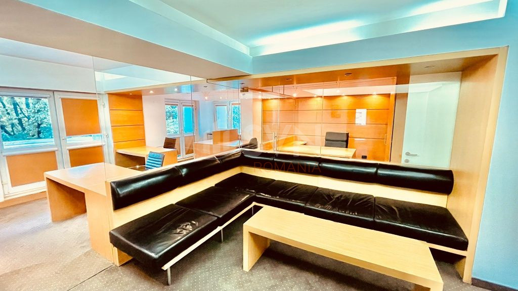 Apartament, 5 camere Bucuresti/Unirii (s5)