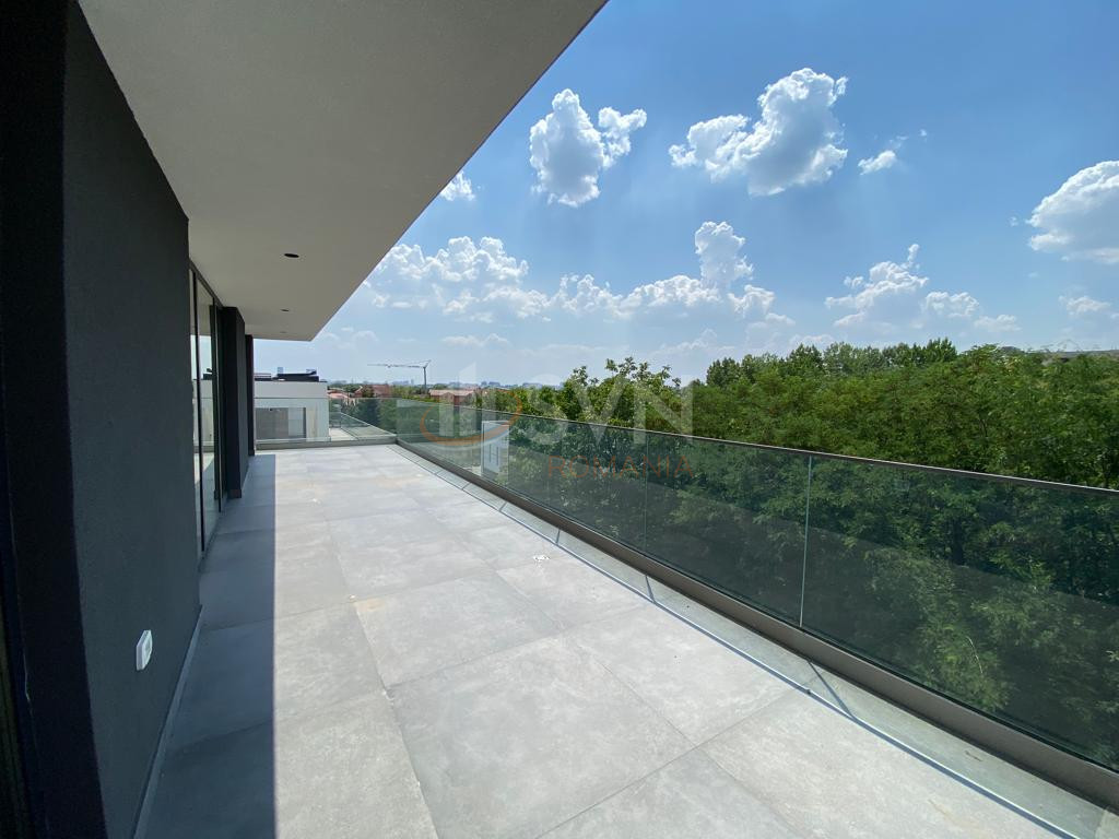 Apartament, 5 camere Bucuresti/Iancu Nicolae