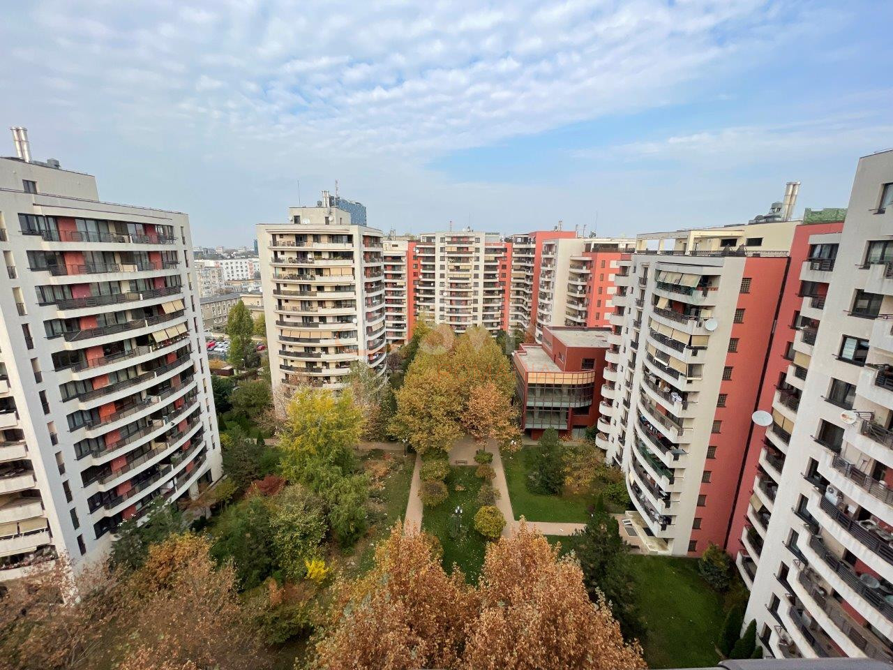 Apartament, 5 camere Bucuresti/Stefan Cel Mare