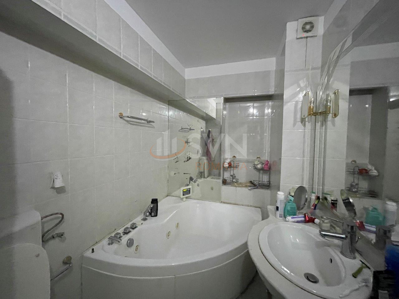 Apartament, 5 camere Bucuresti/Unirii (s4)