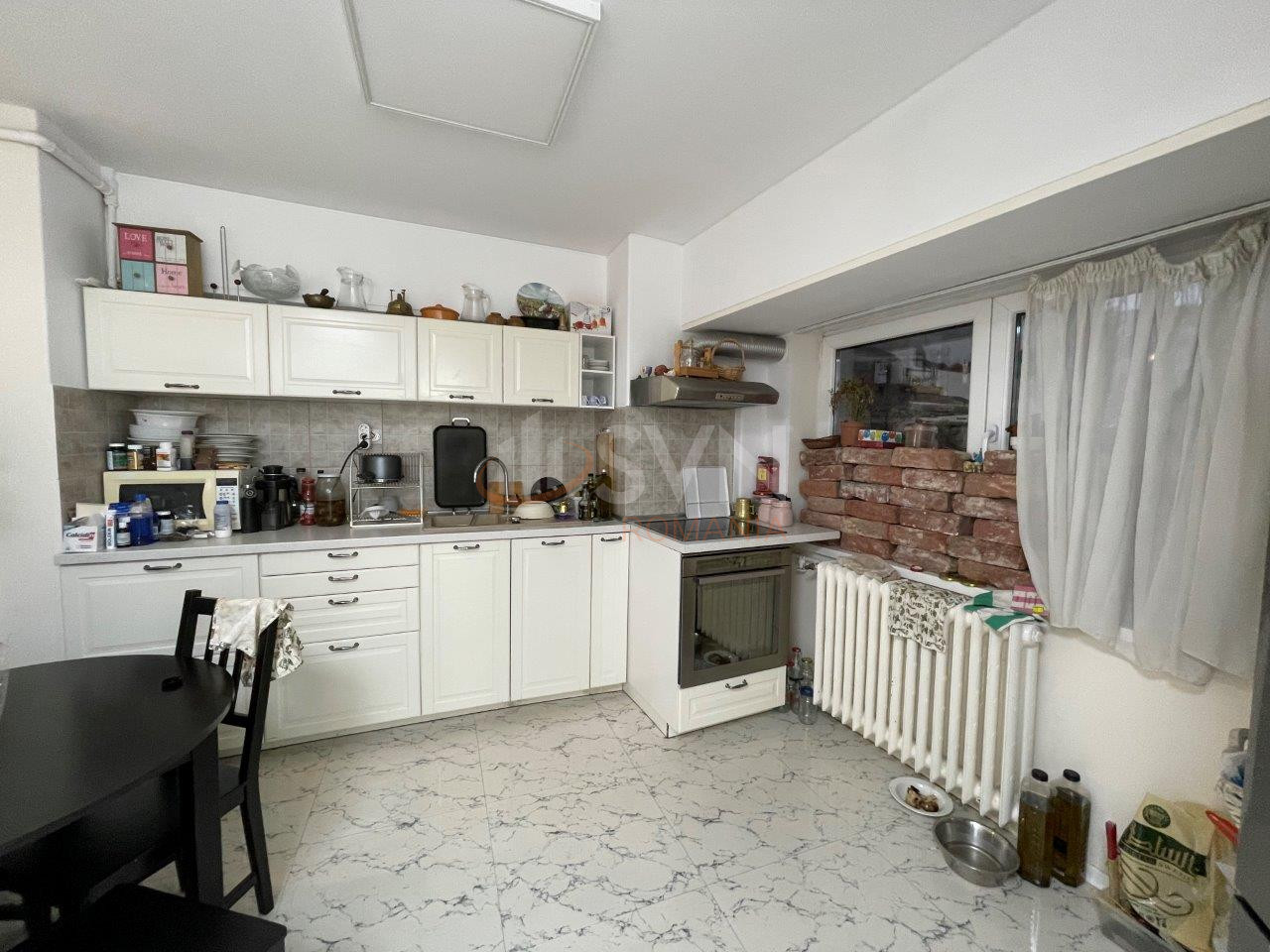 Apartament, 5 camere Bucuresti/Unirii (s4)