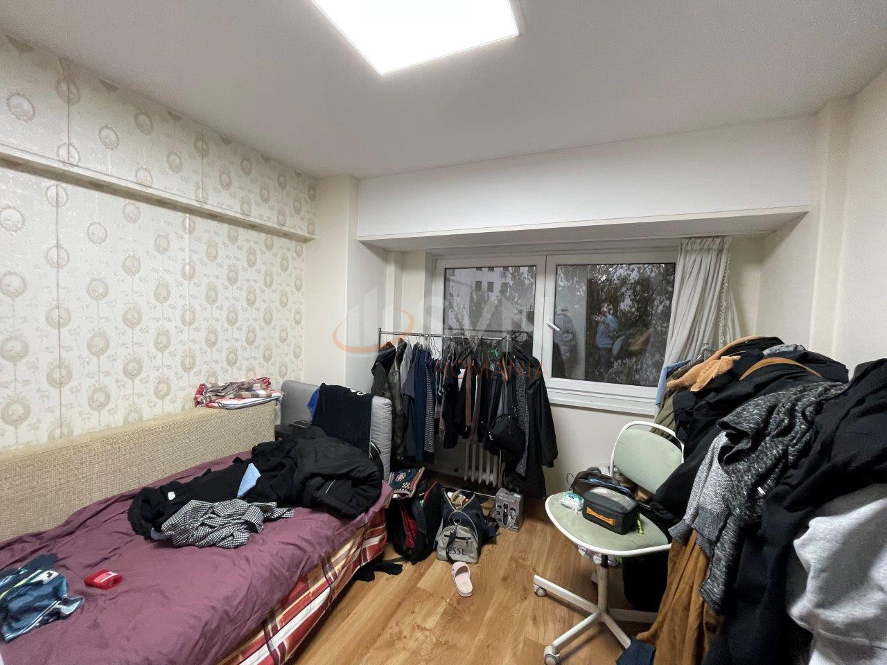 Apartament, 5 camere Bucuresti/Unirii (s4)