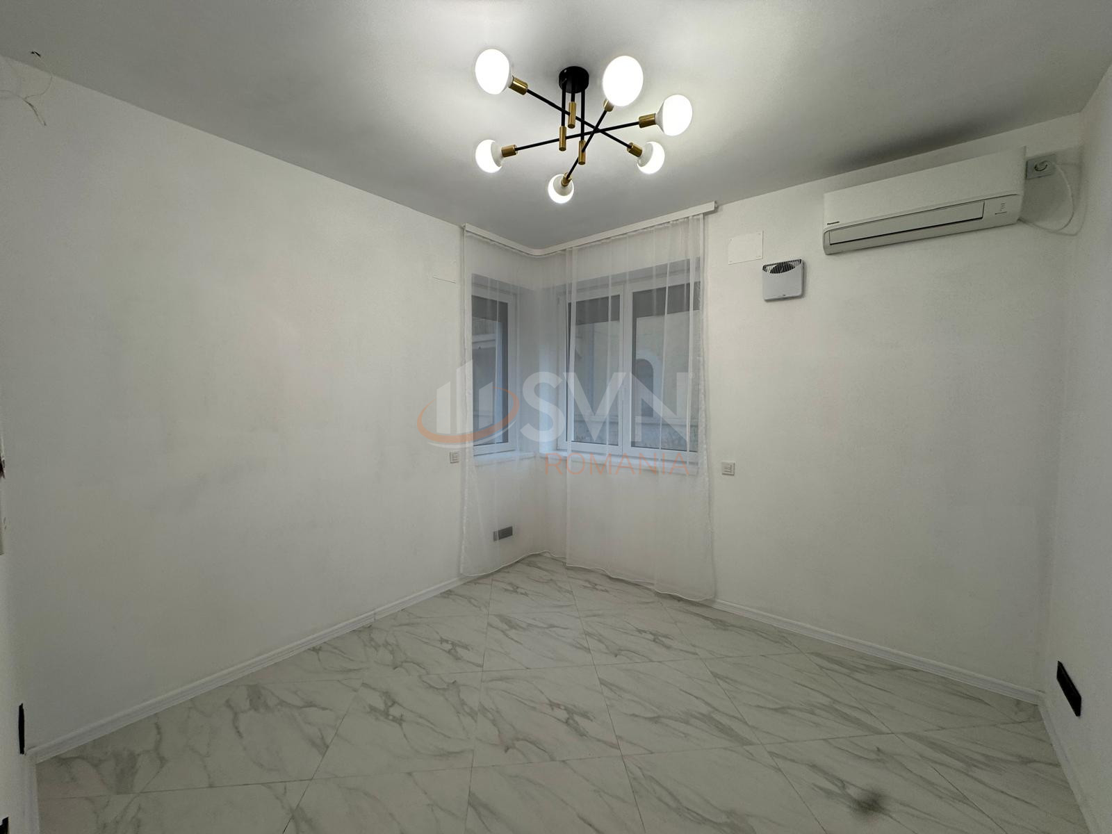 Apartament, 5 camere Bucuresti/P-ta Romana