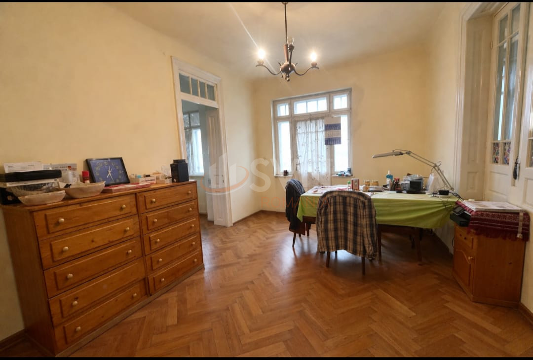 Apartament, 5 camere Bucuresti/Unirii