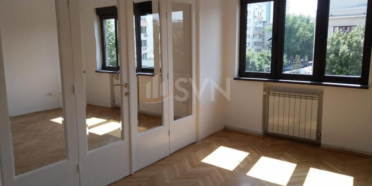 Apartament, 5 camere Bucuresti/P-ta Amzei