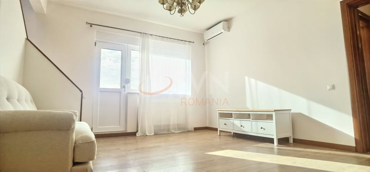 Apartament, 5 camere Bucuresti/Piata Universitatii